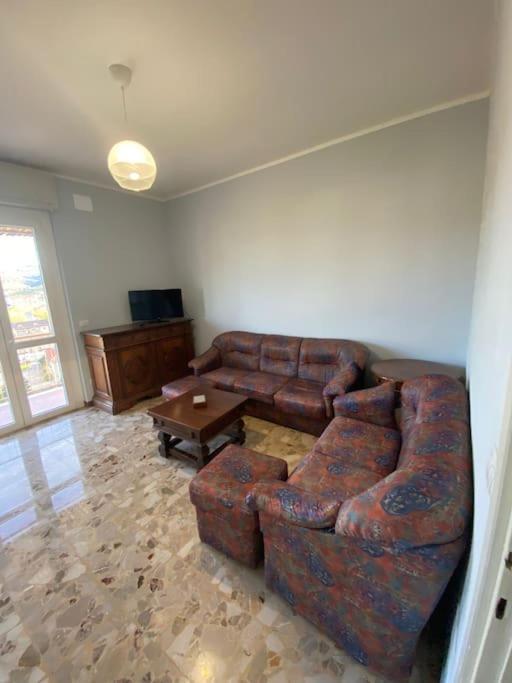 דירות קאנלי Bella Vista מראה חיצוני תמונה